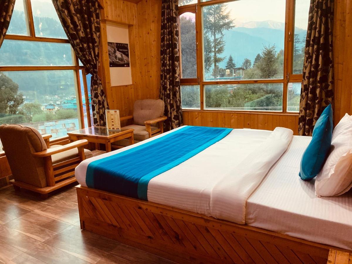 Woods Villa- A Luxury Mountains View Cottages Manāli Exteriér fotografie