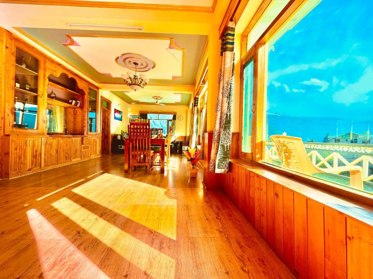 Woods Villa- A Luxury Mountains View Cottages Manāli Exteriér fotografie